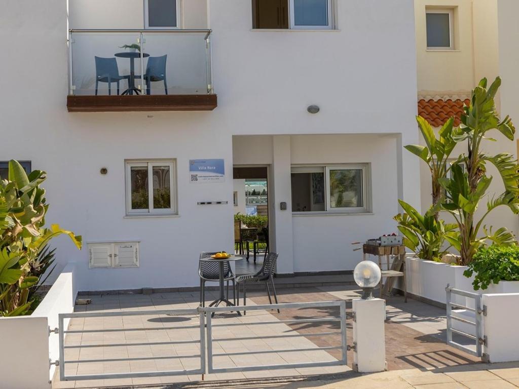 Villa Nora Протарас Экстерьер фото